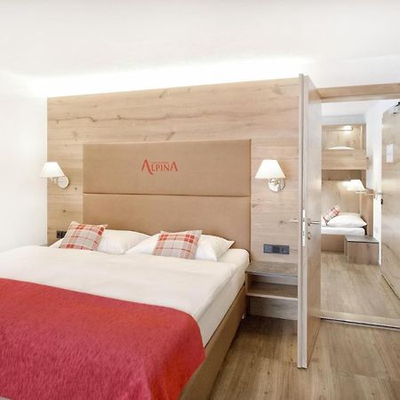 Hotel Alpina Superior بيتنيو آم أرلبرغ المظهر الخارجي الصورة