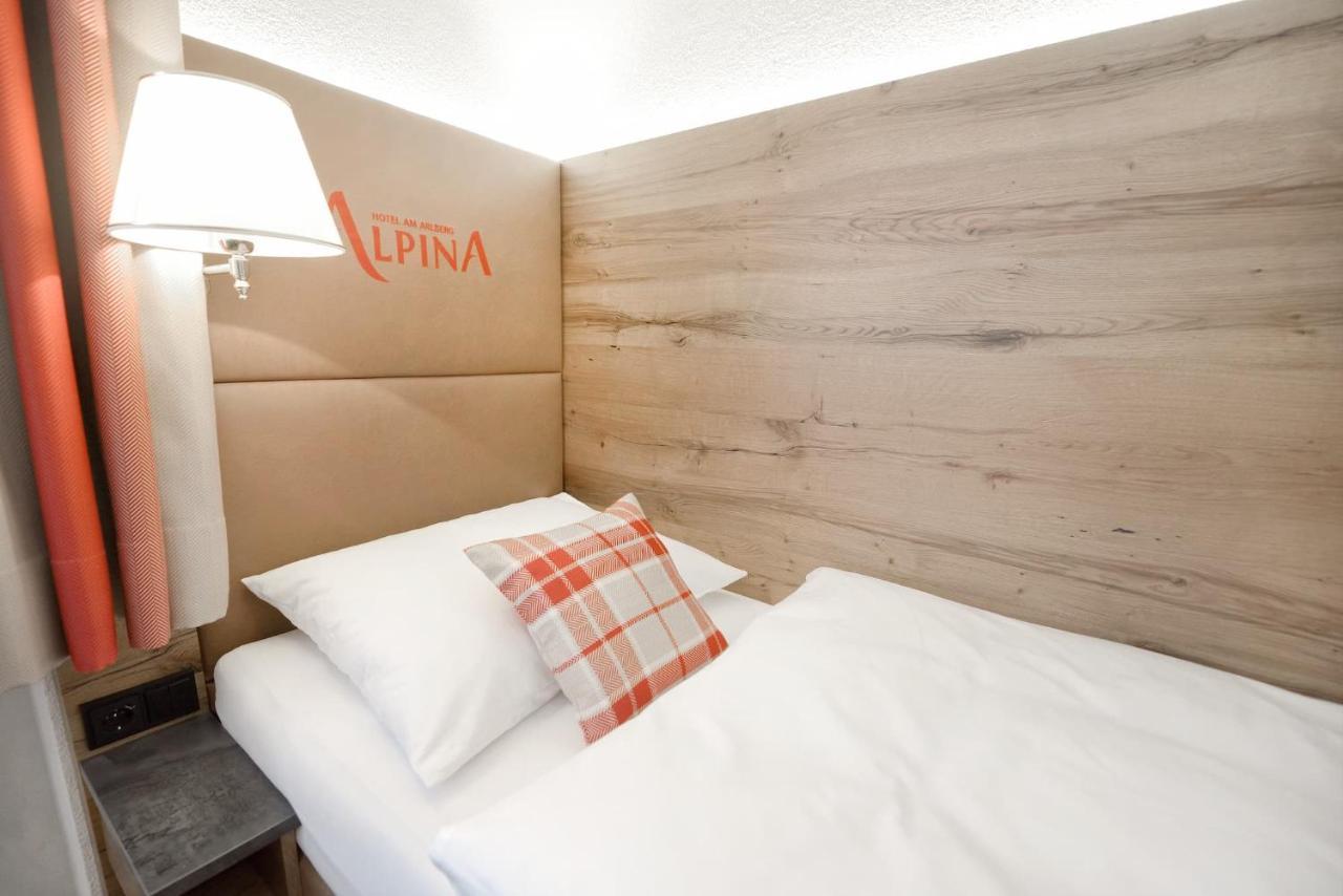 Hotel Alpina Superior بيتنيو آم أرلبرغ المظهر الخارجي الصورة