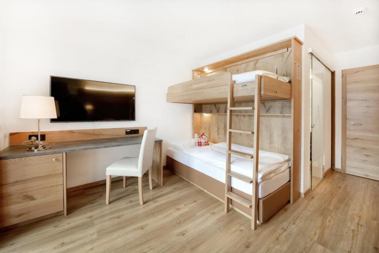 Hotel Alpina Superior بيتنيو آم أرلبرغ المظهر الخارجي الصورة